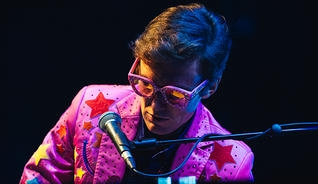 Tom Cridland of “Tom’s Elton Tribute” Tom Cridland of “Tom’s Elton Tribute”