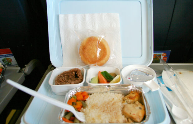 What NOT to eat on an airplane
